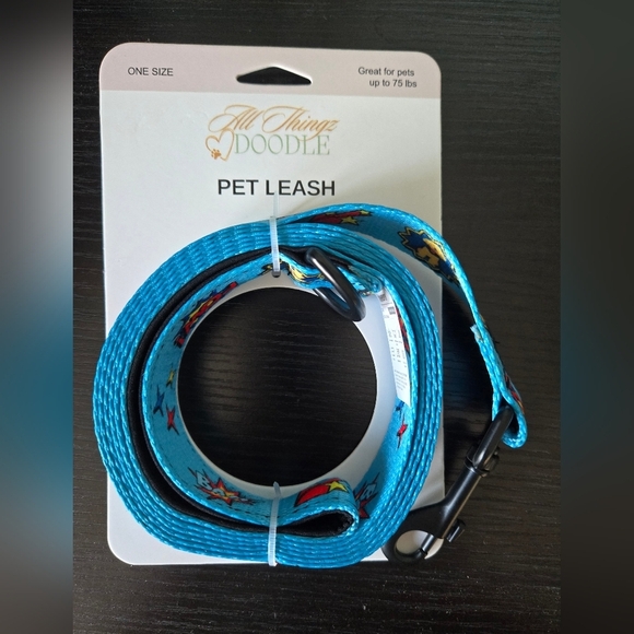 6 Foot Blue leash - Superhero Design - Picture 2 of 6